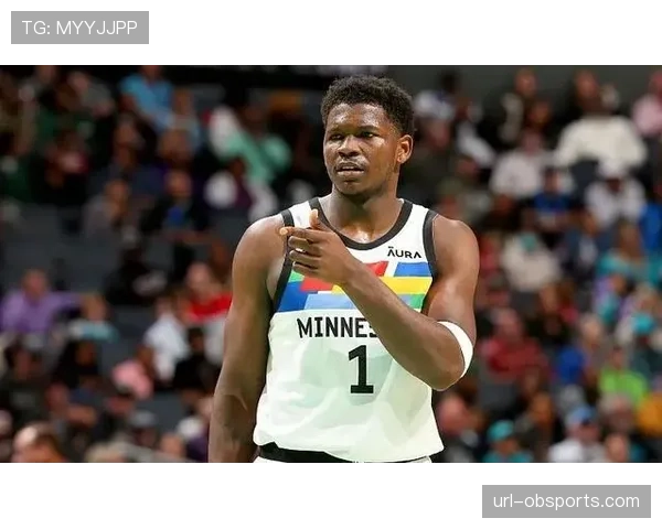 专访爱德华兹:谈休赛期如何针对性地提升向禁区内的传球精度